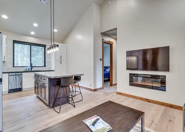 Contemporary & Cozy! Pinetop Country Club Casita Indian Pine