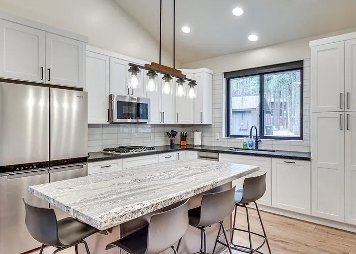 Contemporary & Cozy! Pinetop Country Club Casita